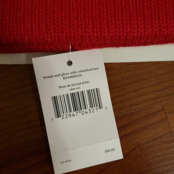 New w/ tags Kate Spade Hat & Gloves set - Picture 5 of 6